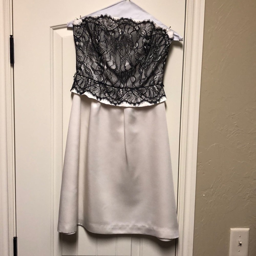 White House black market cocktail dress